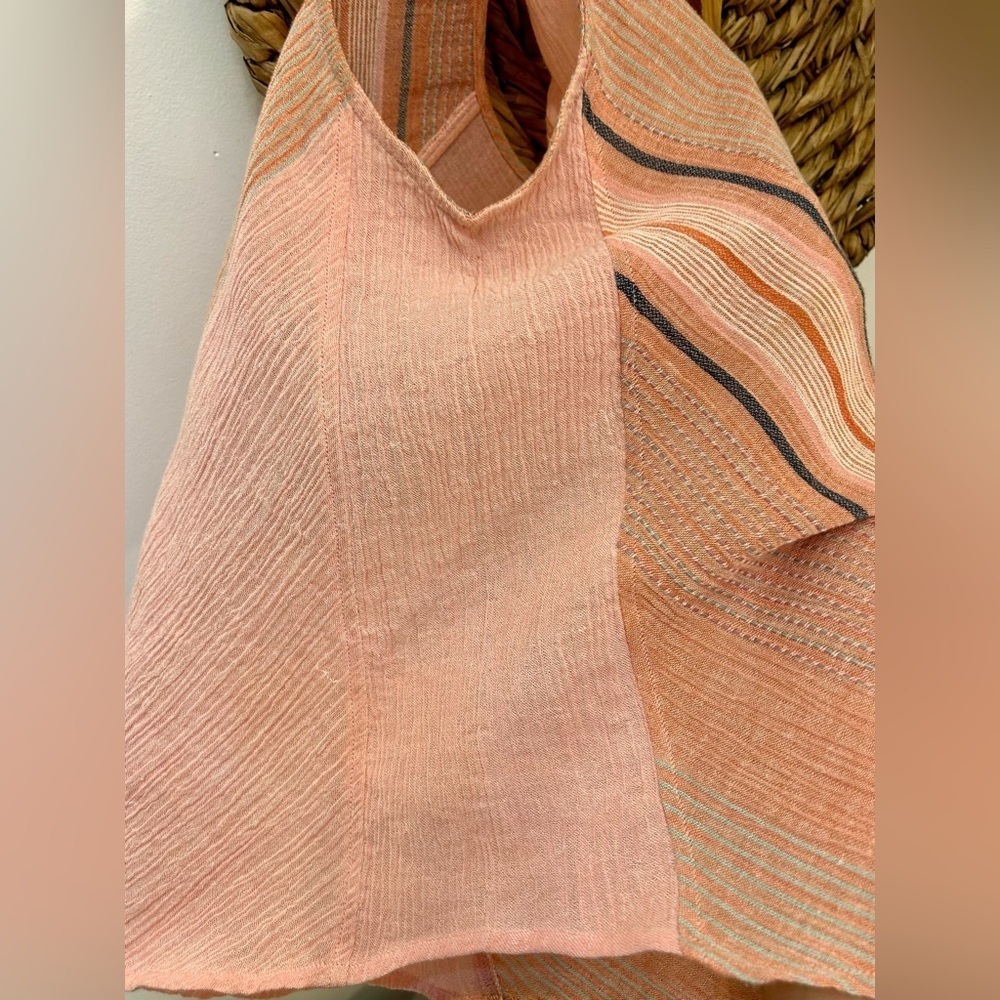 Liverpool Sleeveless Scoop Neck Popover W/Panel Pink Multi Yarn Size Small - Picture 8 of 9